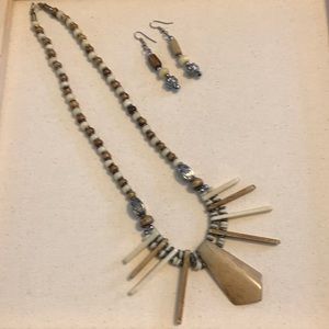 Necklace and Earring set